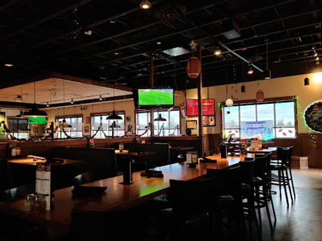 Old Chicago Pizza + Taproom