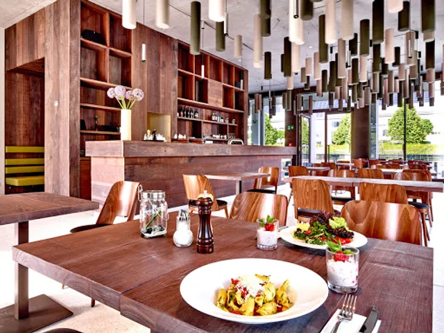 REINHARD BÄR restaurant und café