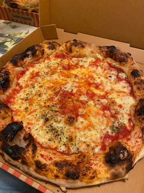 Adam’s Pizza & Pasta