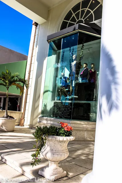 The Met-Fashion House