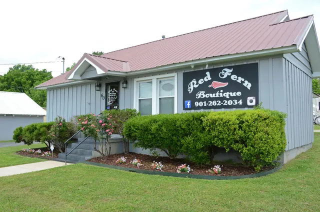 Red Fern Boutique