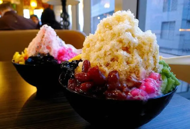 Rujak istana kolam medan