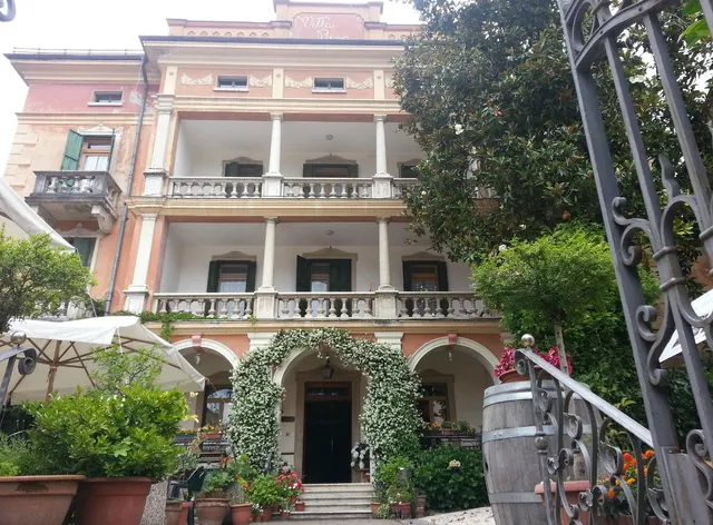 ALBERGO VILLA ROSA