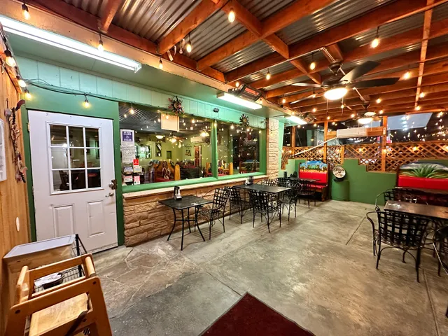 El Patio Bar & Grill