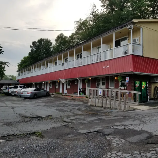 Wolfe Creek Studios 212