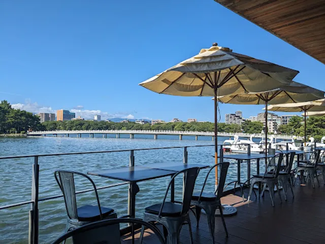 Royal Garden Cafe Ohori Park