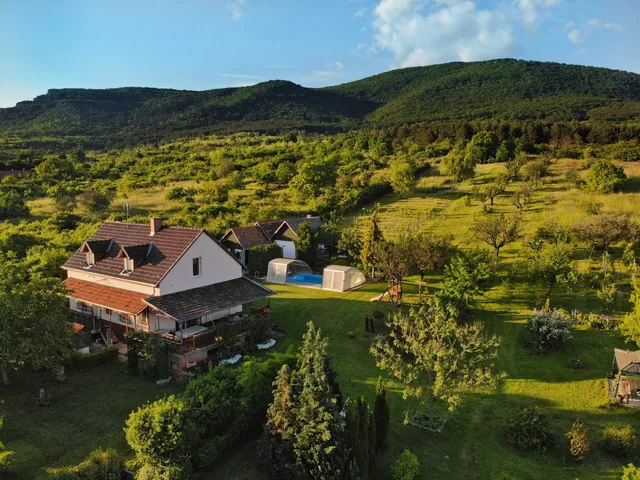 Kútvölgy Vendégház