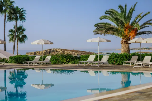 Nissi Beach Resort (hotel)