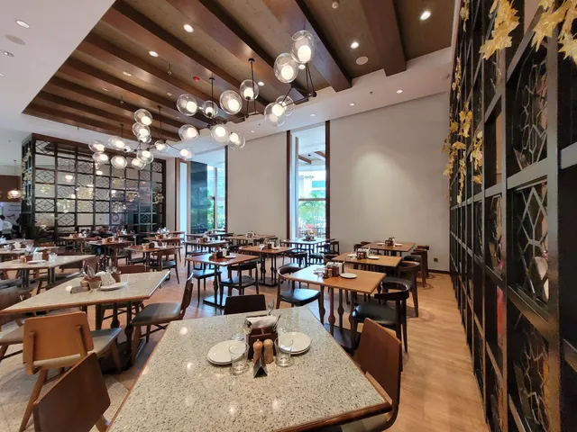 Kochi Kitchen, Kochi Marriott Hotel