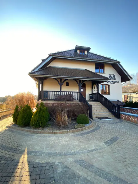 Quo Vadis Lounge Bed & Breakfast