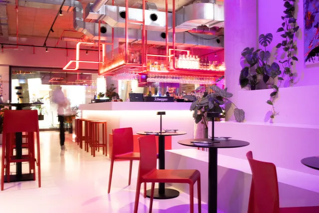 KONTRAST BAR&KITCHEN