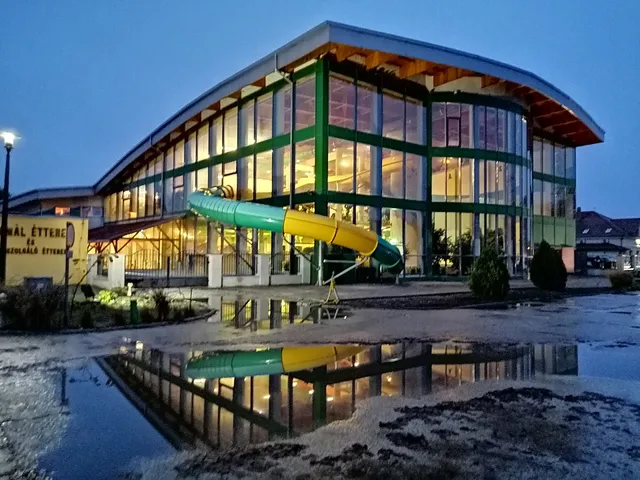 Aqua-Lux Wellness Hotel Cserkeszőlő
