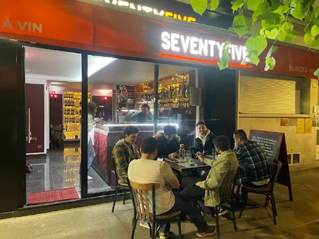 Seventy Five Burger House