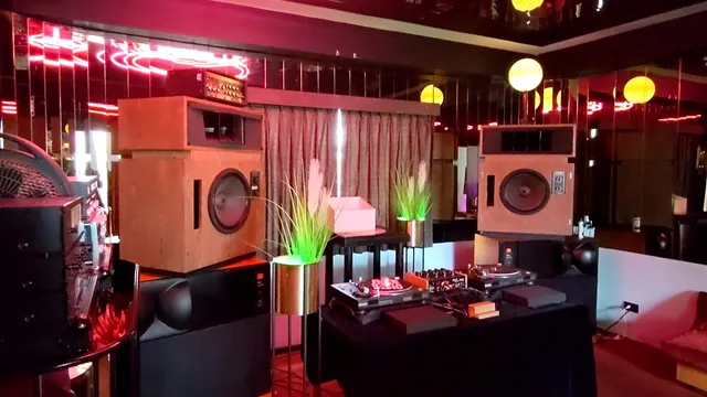 Paradisco Bar de Escucha
