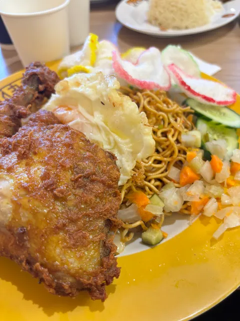 D'Penyetz & D'Cendol Burwood (Halal)