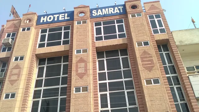 Hotel Samrat