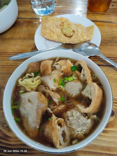Bakso Malang Cak Endut Graha Raya