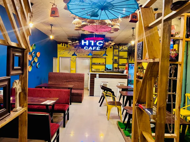 Hum Tum Cafe Kata Jhotwara Jaipur