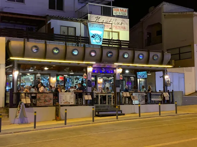 Nautilus INN - Pizza & Beer