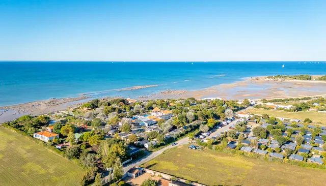 Camping Paradis À La Corniche