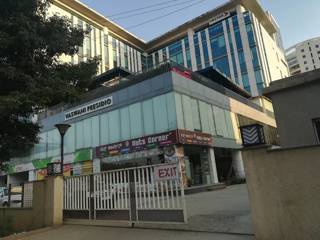 BlackBuck (Zinka Logistics Solutions Private Limited)