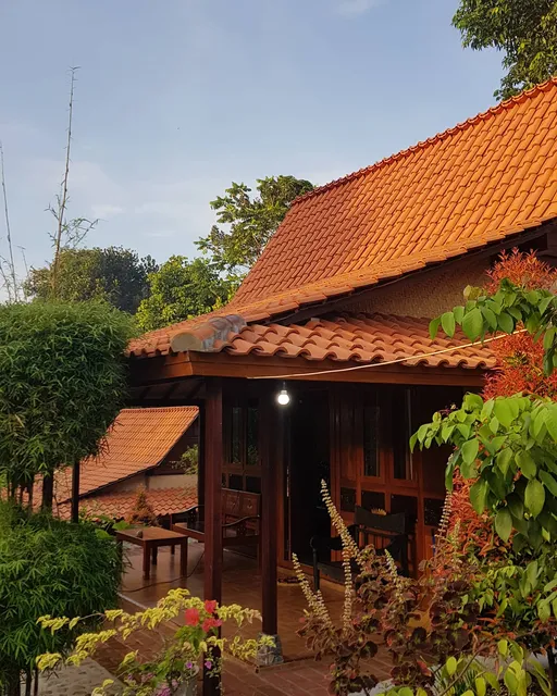 KEDATON WETAN HOMESTAY AND CULTURAL SITE