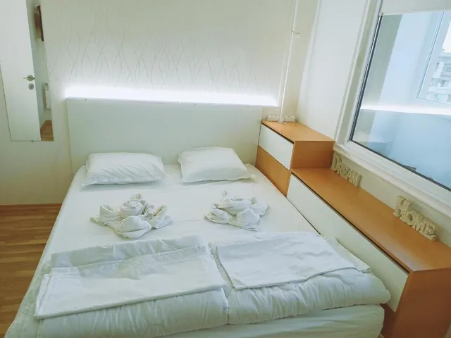 Апартамент Арена Бургас 5+1 места