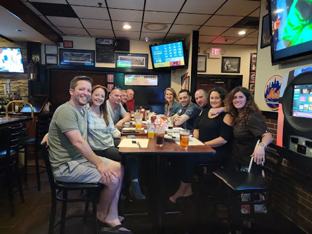 Benchwarmer's Tavern and Grill