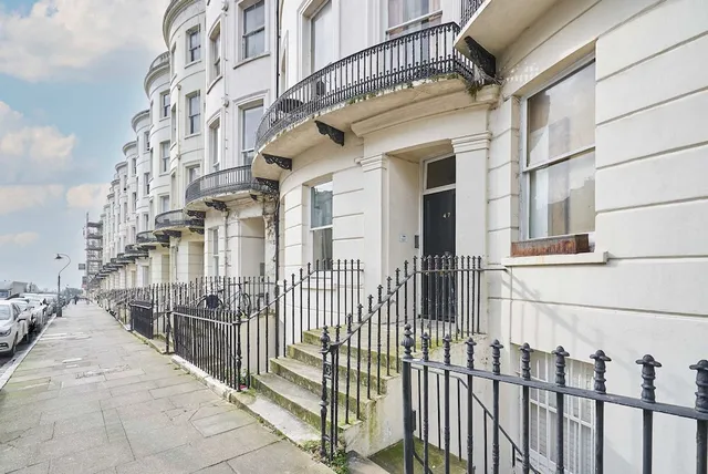 Brunswick Place Apartment