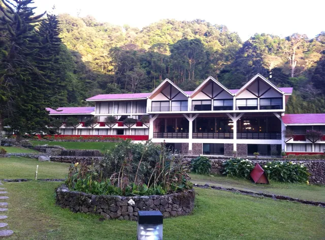 Bambito's Café & Hostel