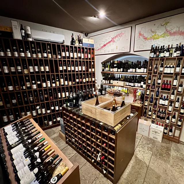 Veinirestoran Dominic