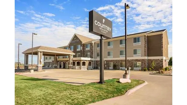 Country Inn & Suites by Radisson, Minot, ND