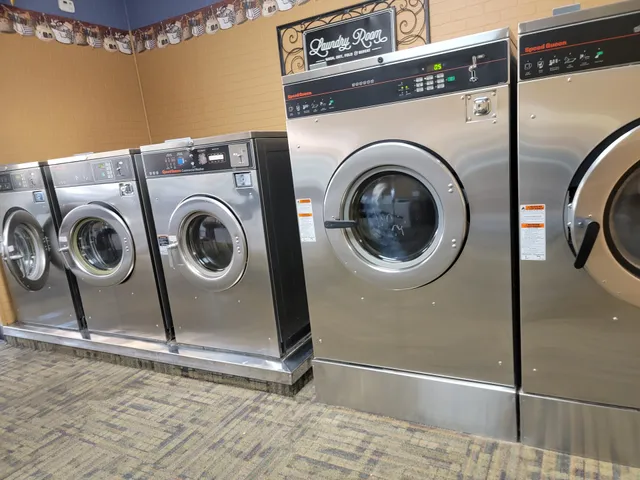 Sit 'n Spin Laundromat