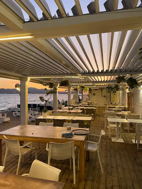 L'Alba - Beach Restaurant