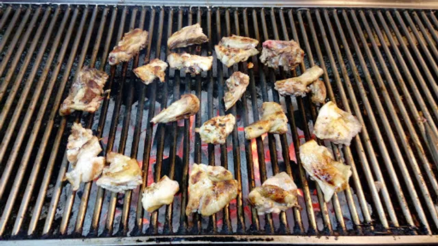 전통숯불닭바베큐