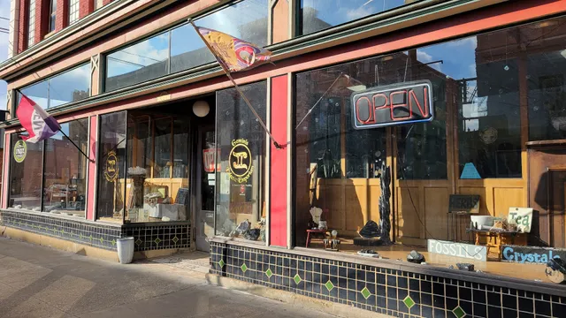 Gemini's Eclectic Emporium