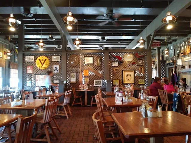 Cracker Barrel Old Country Store