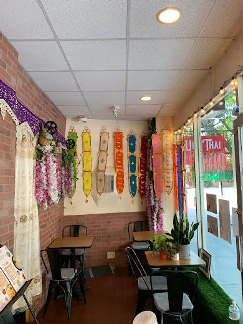 Uni Thai Bistro
