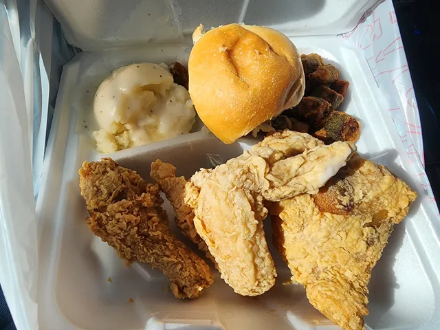 Julio's Market Chicken & Fish