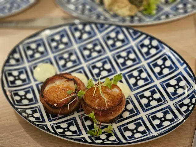 Castaways Steak & Seafood