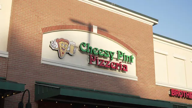 Cheesy Pint Pizzeria