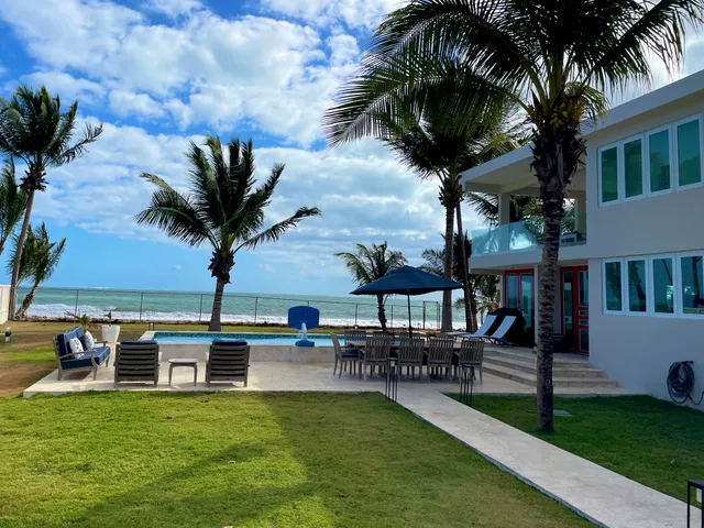 The Nice Beach Villa