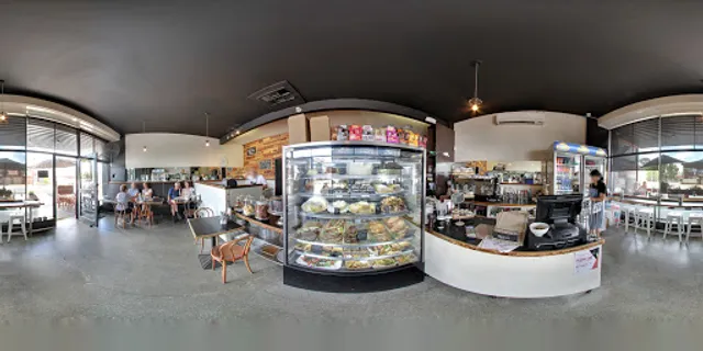 Cafe PIZZ by Pizzaca