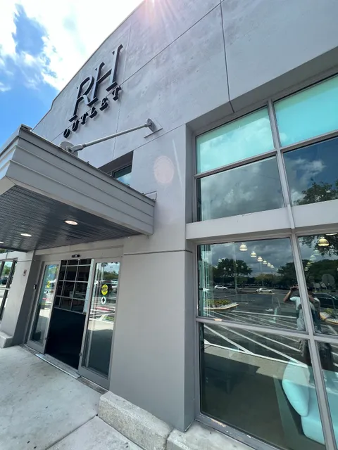 RH Outlet Clearwater
