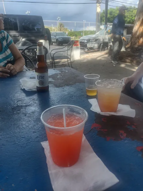 El Sitio Liquor Store