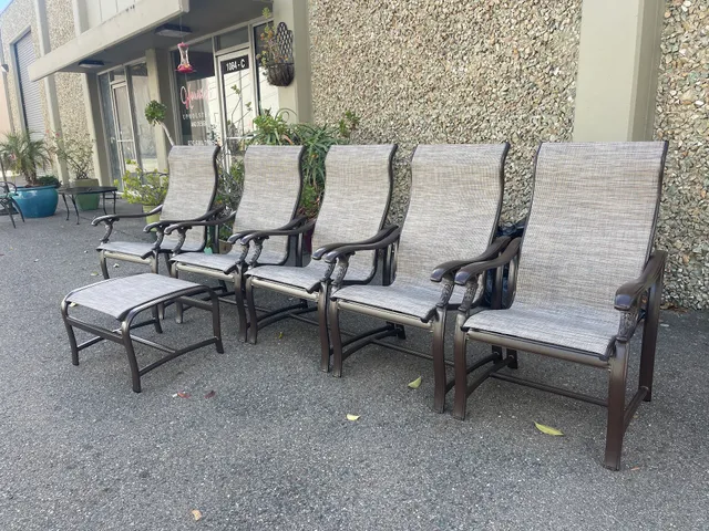 Howard's Upholstery & Outdoor Furniture Repair
