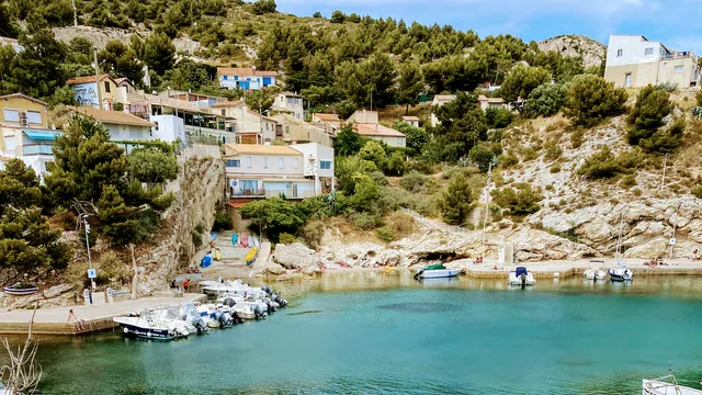 Location Les nuits d’été Niolon et Cabanon L’ilette , Location cabanon calanques de Marseille