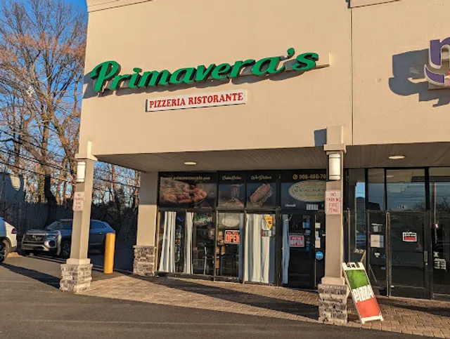Primavera’s Restaurant & Pizza