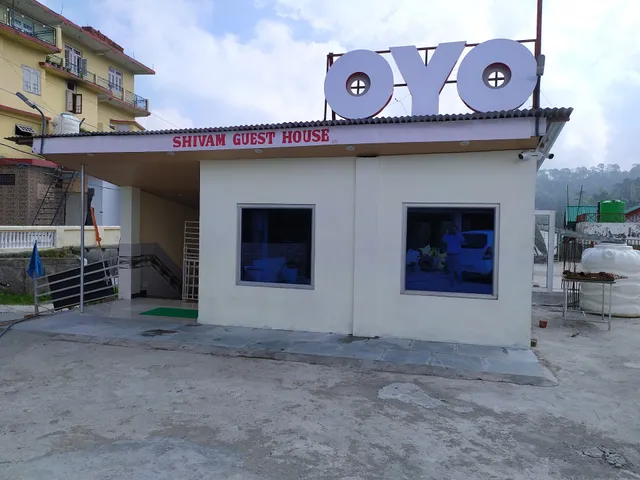 OYO 45496 Shivam Guest House