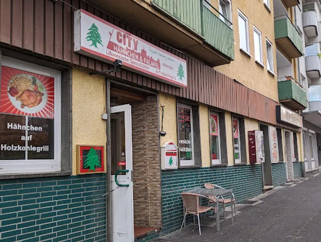 City Hähnchen und Falafel